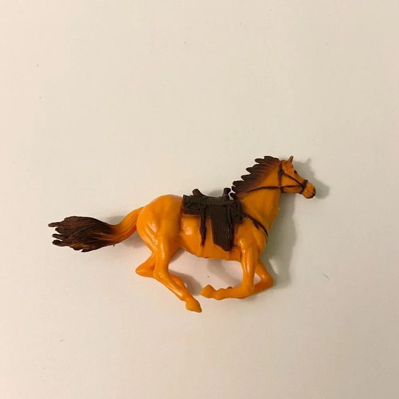 New Ray Toys Collectible  Galloping Horse 3 Inch Tall Figure - Picture 2 of 9